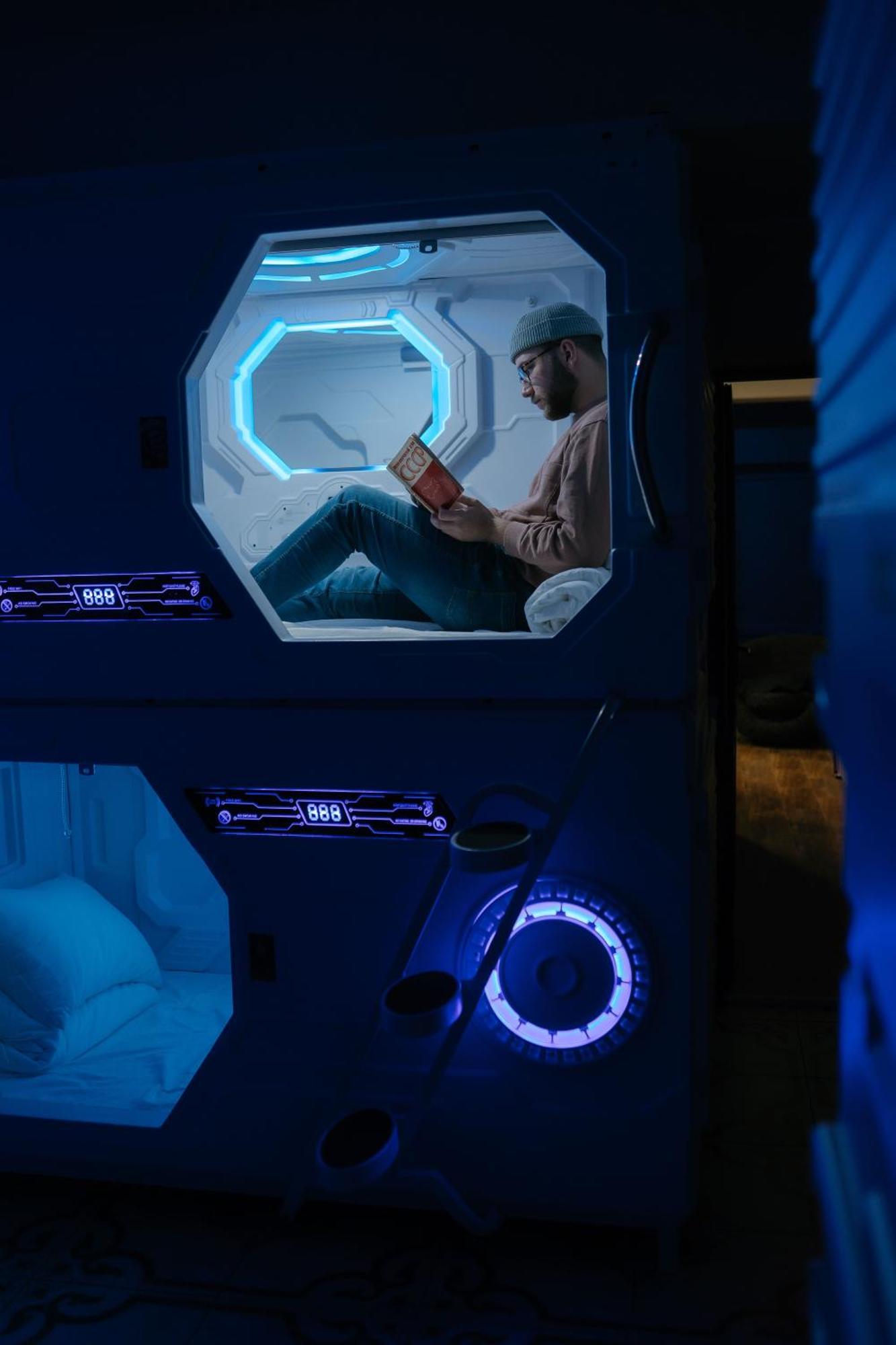 Capsula Hotel Erivan Exterior foto